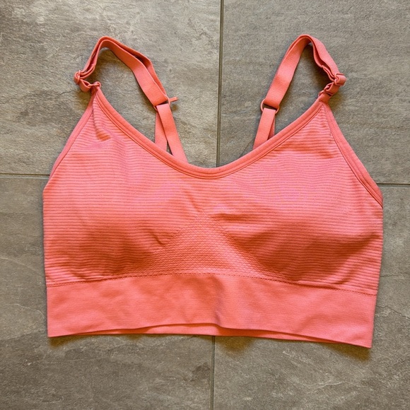 NWOT Diadora Seamless Coral Sports Bra - Picture 4 of 4